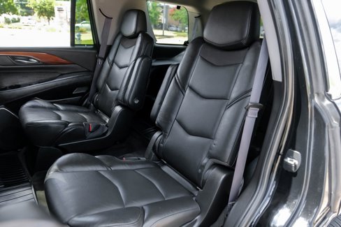 Used 2016 Cadillac Escalade Luxury image 37