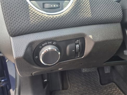 Used 2013 Chevrolet Cruze LT image 12