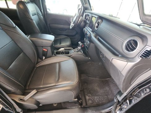 Certified 2021 Jeep Wrangler Unlimited Sahara w/ Cold Weather Group image 32