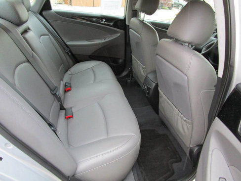 Used 2013 Hyundai Sonata Limited image 22
