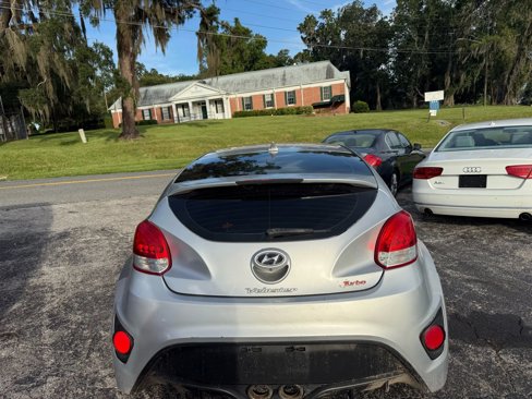 Used 2013 Hyundai Veloster Turbo image 8