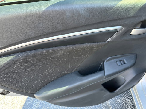 Used 2015 Honda Fit EX-L image 21