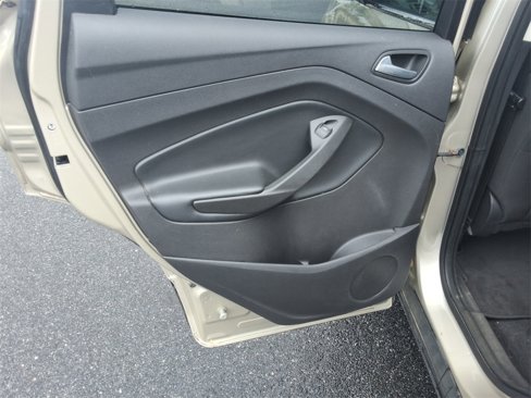Used 2018 Ford Escape SE w/ SE Sync 3 Package image 30