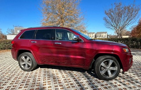 Used 2015 Jeep Grand Cherokee Overland image 4