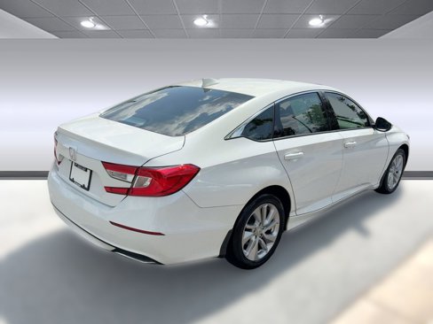 Used 2020 Honda Accord LX image 9