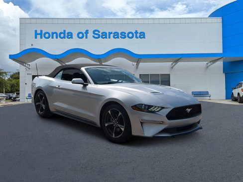 Used 2018 Ford Mustang Convertible w/ Equipment Group 101A image 1