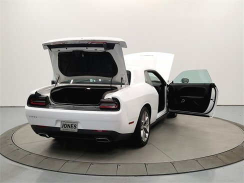 Used 2022 Dodge Challenger GT image 15