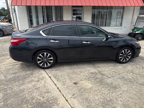 Used 2016 Nissan Altima 2.5 SL w/ 2.5 Technology Package image 8
