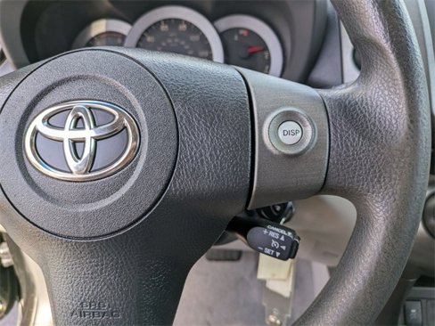 Used 2012 Toyota RAV4 4WD image 15