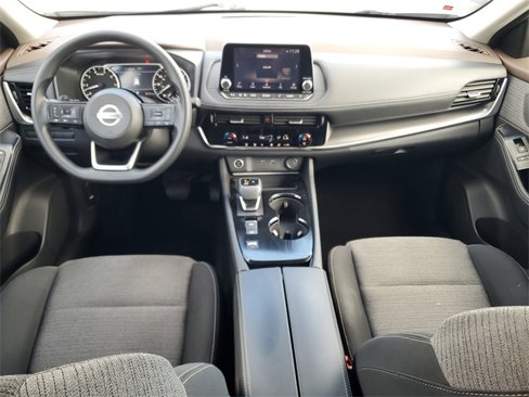 Used 2021 Nissan Rogue SV image 15
