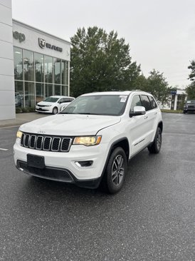 Used 2022 Jeep Grand Cherokee Limited image 2