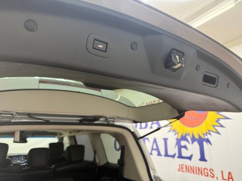 Used 2017 Nissan Armada Platinum image 25