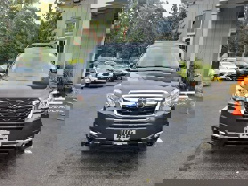 Used 2018 Subaru Forester 2.5i Premium image 9