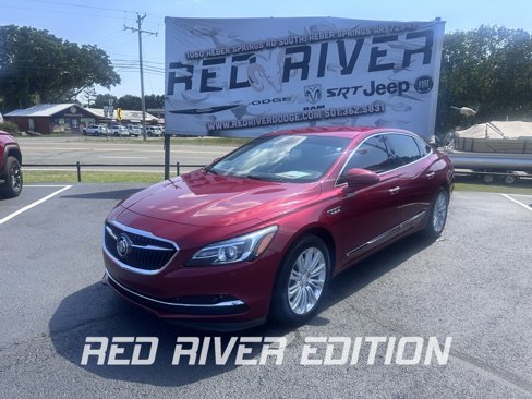 Used 2019 Buick LaCrosse Essence image 1