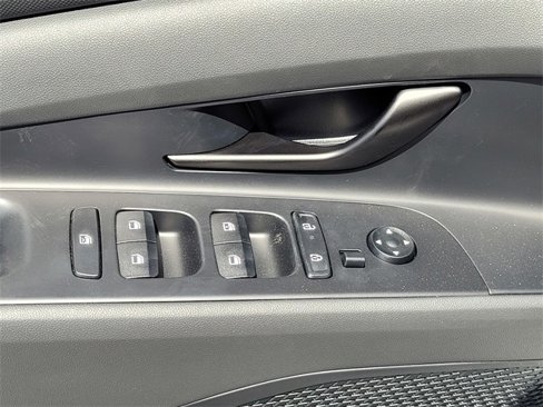 New 2025 Hyundai Elantra Sport image 15