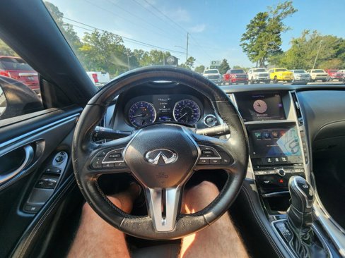 Used 2017 INFINITI Q60 2.0t image 17