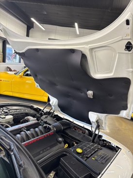 Used 2004 Chevrolet Corvette Coupe w/ Preferred Equipment Group image 53