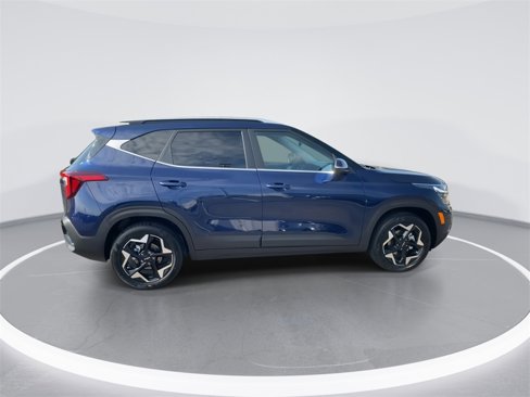 New 2026 Kia Seltos EX image 9