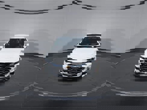 Used 2021 Chevrolet Malibu LT image 3