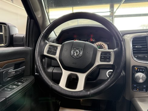 Used 2014 RAM 1500 Laramie w/ Convenience Group image 14