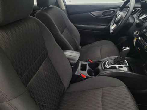Used 2020 Nissan Rogue S image 21