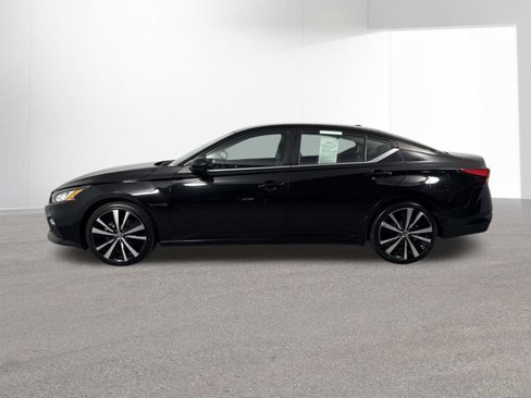 Used 2021 Nissan Altima 2.5 SR image 14