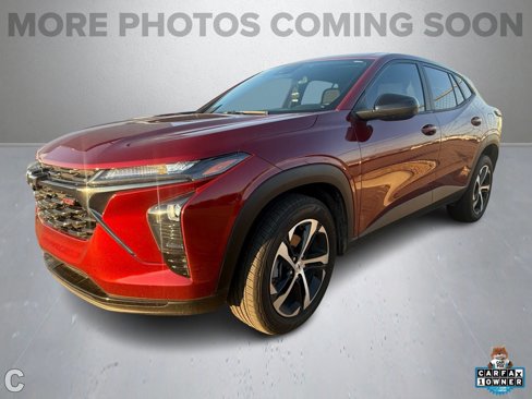 Used 2024 Chevrolet Trax RS image 1