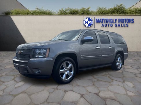 Used 2012 Chevrolet Suburban LTZ image 6