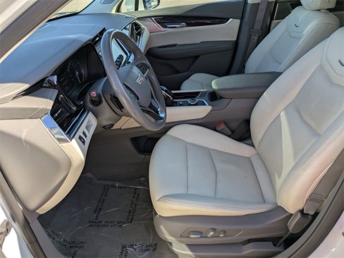 Used 2022 Cadillac XT6 Premium Luxury image 12
