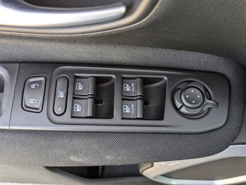 Used 2020 Jeep Renegade Sport image 20