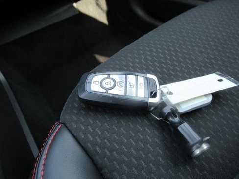 Used 2024 Ford Escape ST-Line image 32