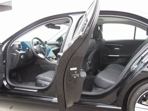 New 2025 Mercedes-Benz C 300 4MATIC Sedan image 15