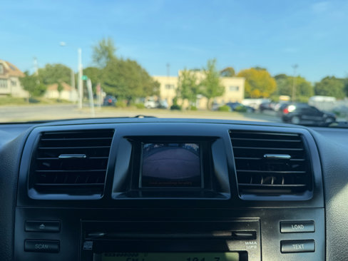Used 2010 Toyota Highlander SE image 14
