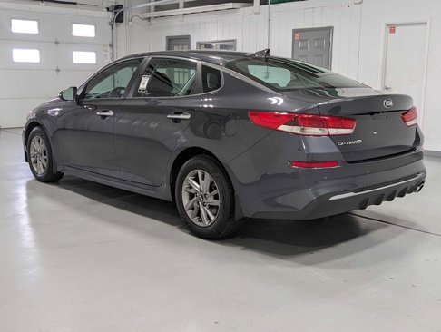 Used 2019 Kia Optima LX image 9