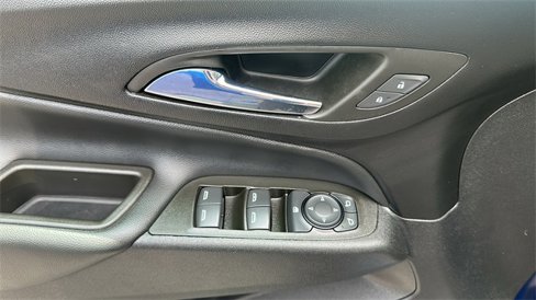 Used 2023 Chevrolet Equinox LT image 14