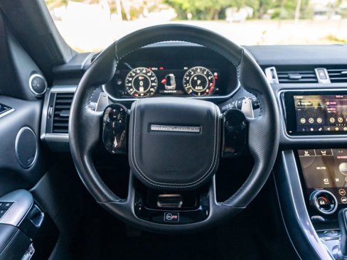 Used 2022 Land Rover Range Rover Sport SVR image 14