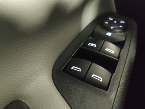 Used 2019 Chevrolet Equinox LS image 27