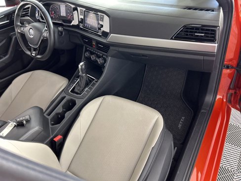 Used 2019 Volkswagen Jetta R-Line image 29