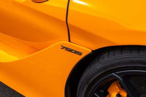 New 2025 McLaren 750S Spider image 24