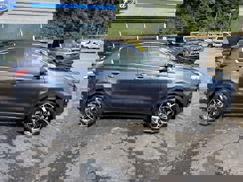 Used 2021 Kia Sportage EX w/ EX Technology Package image 3
