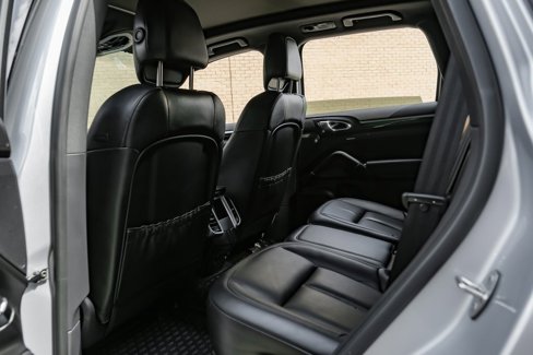 Used 2016 Porsche Cayenne S image 39
