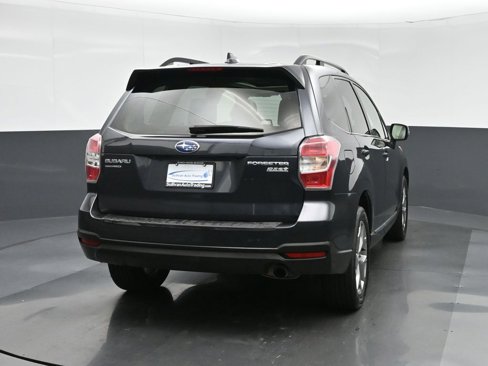 Used 2016 Subaru Forester 2.5i Touring w/ Eyesight & Navigation System image 6