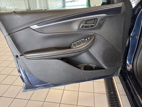 Used 2018 Chevrolet Impala LT image 14