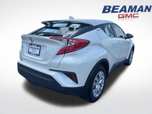 Used 2020 Toyota C-HR LE image 9