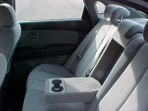 Used 2008 Hyundai Elantra GLS image 9