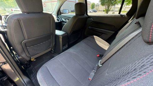 Used 2015 GMC Terrain SLE image 16