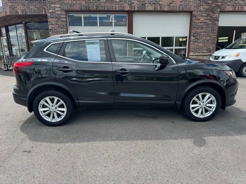 Used 2018 Nissan Rogue Sport SV w/ SV All-Weather Package image 14