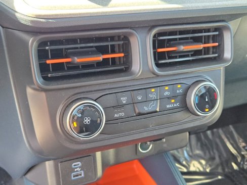Used 2023 Ford Maverick XLT image 26