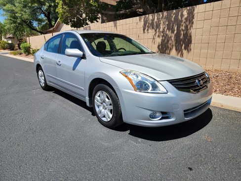 Used 2011 Nissan Altima 2.5 S image 1