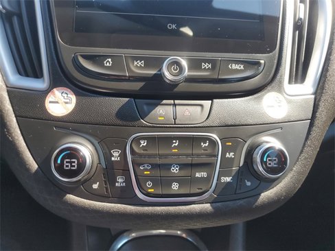 Used 2024 Chevrolet Malibu LT image 20